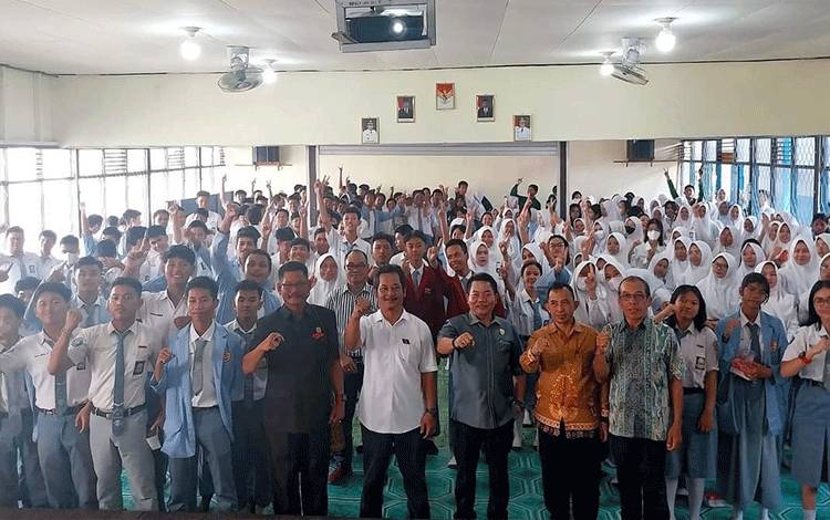 Ketua DPRD Kalteng Wiyatno Ajak Masyarakat Dukung Kemajuan Sektor Pendidikan