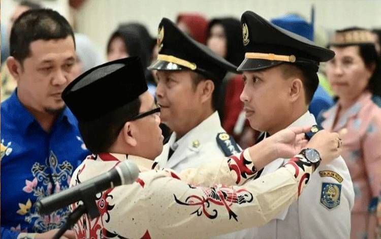 Pj Bupati Kapuas Minta Pegawai Terus Bekerja Maksimal Beri Pelayanan ke Masyarakat