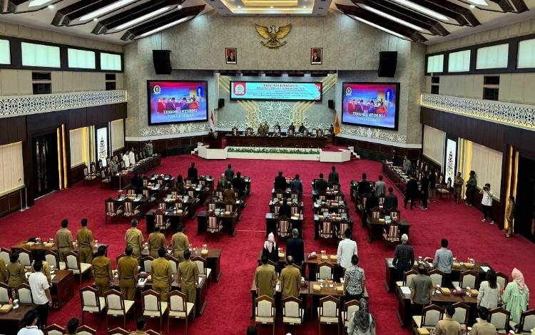 7 Fraksi DPRD Terima 2 Raperda Kalteng untuk Dibahas Lebih Lanjut
