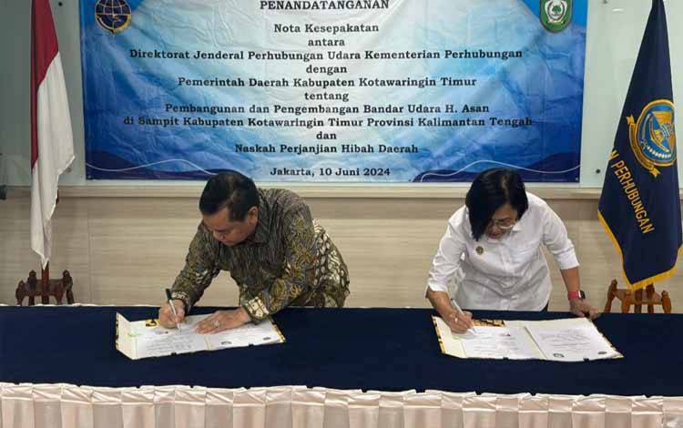 Pemkab Kotim Tandatangani Nota Kesepakatan Pengembangan Bandara H Asan Sampit dengan Kemenhub