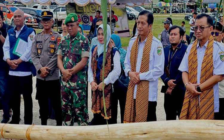 Penunjukkan Desa Sikui atas Keberhasilan Penyelenggaraan Pemerintahan