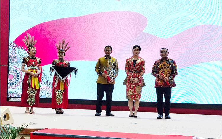 Gubernur Sampaikan Apresiasi kepada Otto Fitriandy dan Sambut Primandanu Febriyan Aziz