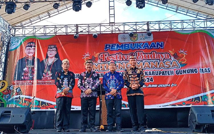 Ribuan Peserta Ikuti Festival Budaya Mihing Manasa di Gunung Mas