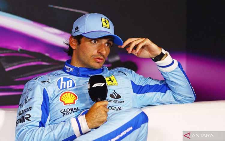 Wolff Tanggapi Rumor Sainz akan Isi Kursi Kosong Mercedes