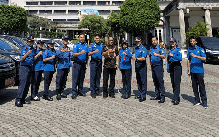 Diskarmat Palangka Raya Kunjungi Kota Semarang untuk Optimalkan Layanan Call Center 112