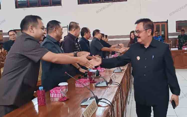 DPRD Gunung Mas Soroti PAD 2023 yang Terealisasi Hanya 48,42 Persen