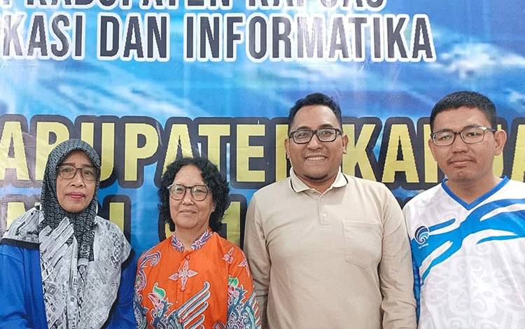 Tim Promkes RSUD Kapuas bersama penyiar RSPD saat akan berikan edukasi seputar kesehatan. (FOTO: IST)