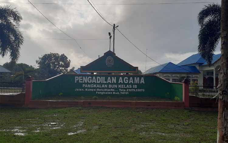Ratusan Istri Gugat Cerai Suami di Kobar