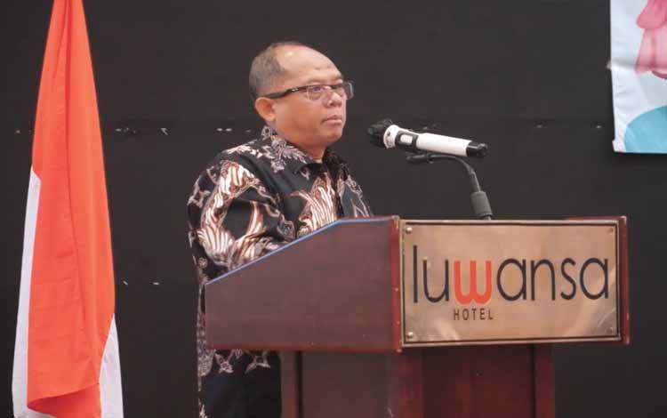 Kepala BPSDM Kementerian Kominfo RI Hary Budiarto sampaikan sambutan saat pelatihan Digital Entrepreneurship Academy (DEA), di Hotel Luwansa Palangka Raya. (FOTO:RIZAL)