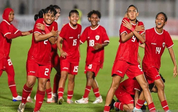 Ketua Umum PSSI dan Mochi Bahas Pekembangan Timnas Putri