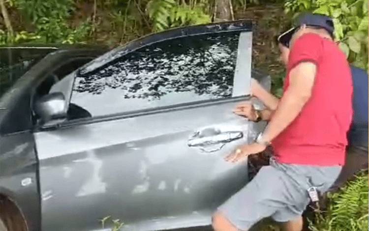 Truk Batu Bara Tabrakan dengan Mobil di Kotim