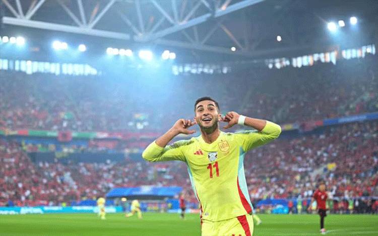 Spanyol Juara Grup B Usai Menang Tipis 1-0 atas Albania