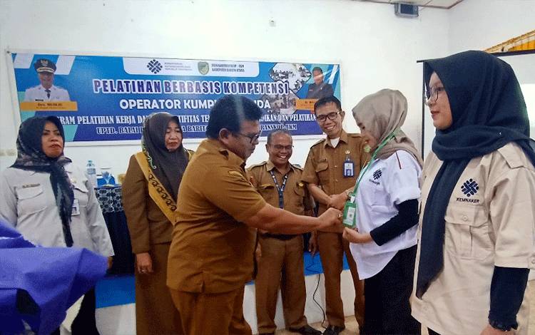 Disnakertranskop UKM Barito Utara Kembali Gelar Pelatihan Berbasis Komputerisasi