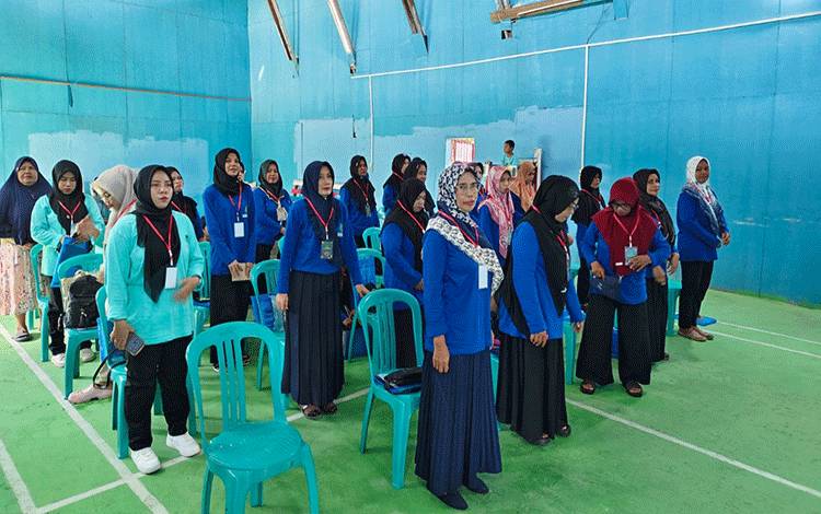 Kader Desa Pulau Mambulau Antusias Ikuti Pelatihan