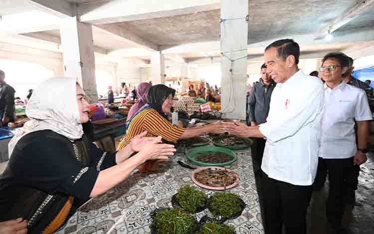 Ketua DPRD Apresiasi Masyarakat Barito Timur Sambut Kedatangan Presiden dengan Baik?