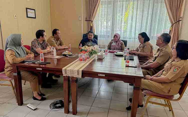 Kemendagri Sinkronkan Program Bersama Pemprov Kalteng  ?