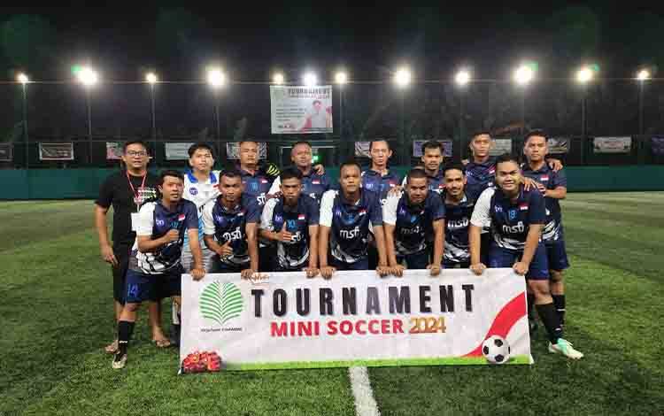 Turnament Mini Soccer, Tim Borneonews Tumbangkan Regional 1 dengan Skor 2 - 1