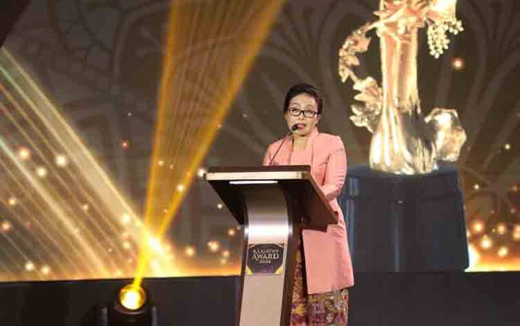 Menteri Bintang Ajak Perempuan Indonesia Menjadi Hebat dan Inspiratif