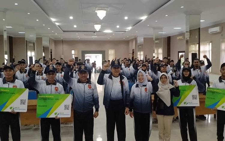Ketua DPRD Kobar Bangga Usai Berangkatkan Kontingen Ikuti Selekda Pra-Popnas se-Kalteng