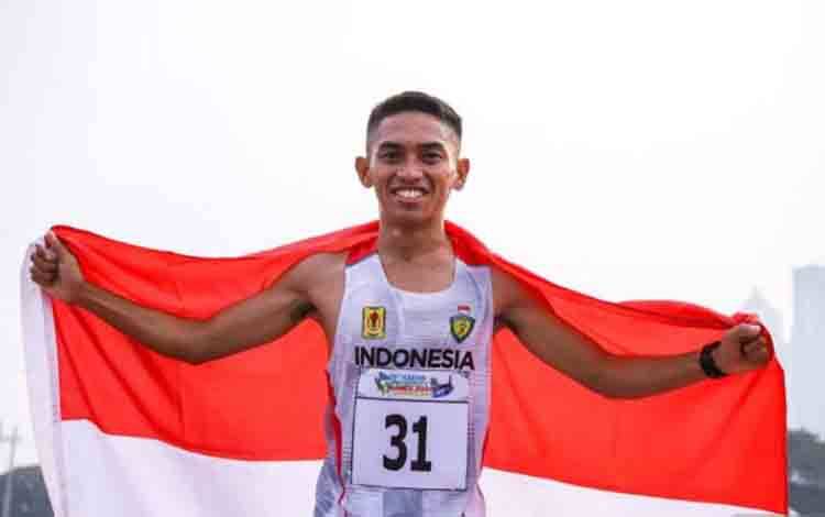 Pelari Indonesia Noveldi Petingko Raih Emas Pertama Atletik AUG 2024