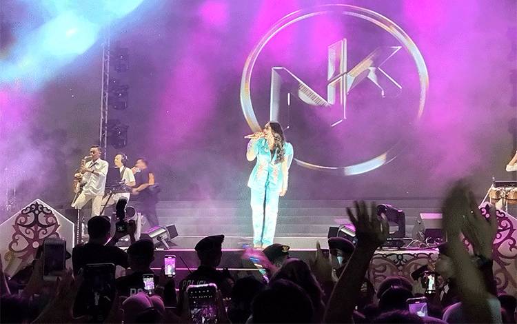 Nella Kharisma Meriahkan Penutupan Pesparawi XVII Kalteng