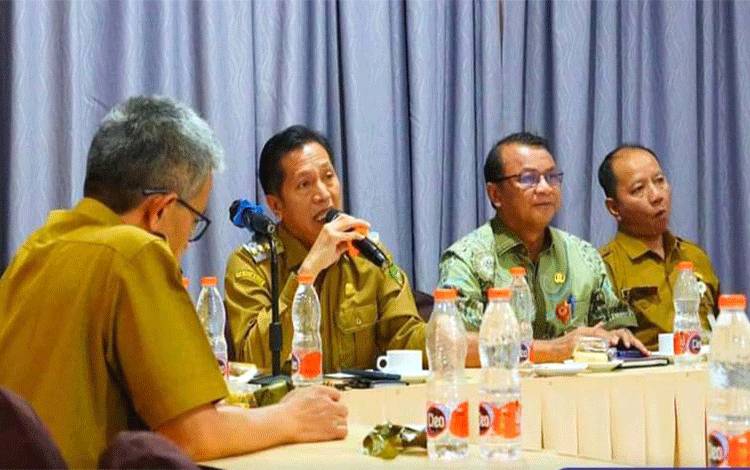 Pj Bupati Barito Utara Ikuti Rapat Asistensi Penyusunan Laporan Evaluasi Kinerja Triwulan III