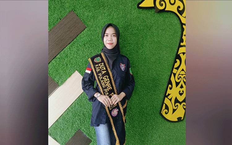 Rizqianazla salah satu Duta Gendre?jambore ajang kreativitas seusai diwawancarai. (FOTO: RETHA*?
