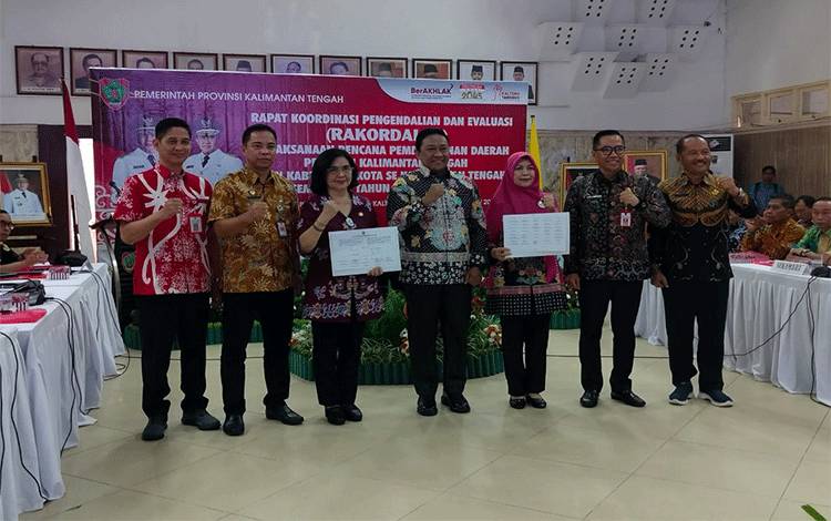 Pemprov Kalteng Evaluasi Perencanaan Pembangunan