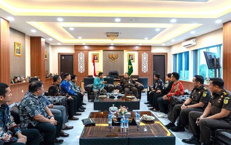 PLN-Kejati Kalteng Perkuat Sinergi Listrik Hingga Pelosok