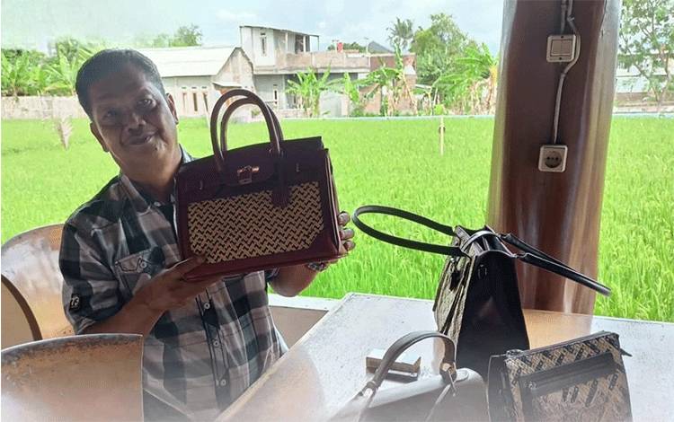 Inovasi dan Tradisi Menyatu dalam Kerajinan Purun Desa Pematang Panjang Seruyan