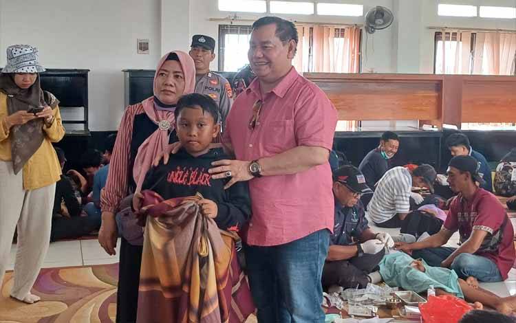 Sunat Massal Bersama Bupati Kotim Sedot Antusias 1.158 Peserta