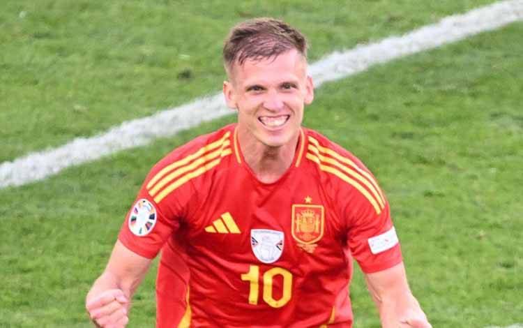 Gelandang serang Spanyol Daniel Olmo merayakan gol kemenangan atas Jerman di babak perempat final Piala Eropa di Stuttgart Arena pada 5 Juli 2024. ANTARA /AFP/KIRILL KUDRYAVTSEV