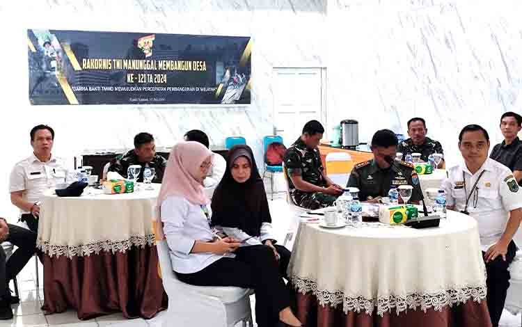 Asisten I Setda Kapuas Ikuti Rakornis TMMD ke 121 Secara Virtual