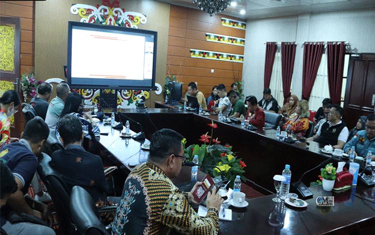 Pj Bupati Murung Raya Rapat Evaluasi Kinerja dengan Irjen Kemendagri, untuk ini