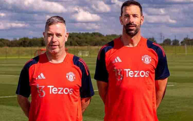 Leicester City Resmi Berpisah dengan Pelatih Ruud van Nistelrooy