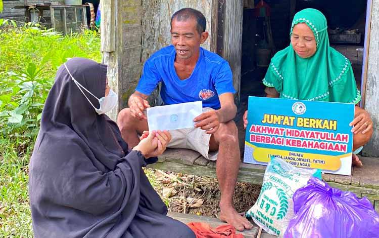 Organisasi Sosial Akhwat Hidayatullah Terus Berdonasi Melalui Sedekah di Pulang Pisau