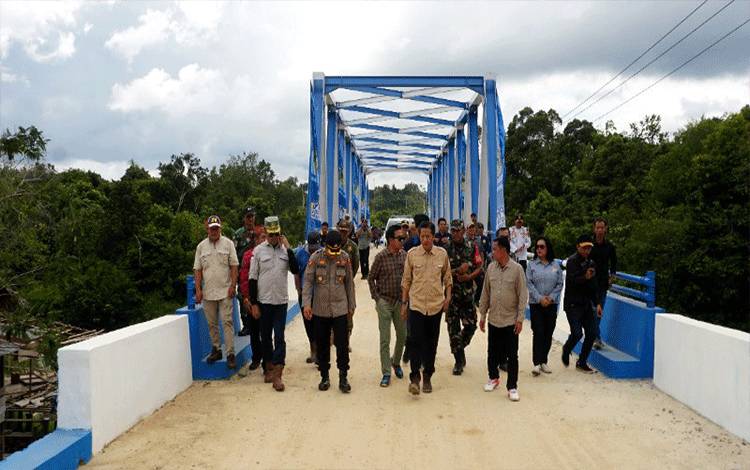 Pj Bupati Barito Utara Canangkan Program Karya Bhakti TNI Kodim 1013 Muara Teweh