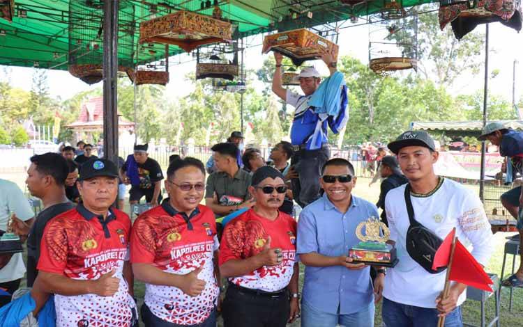 Lomba Burung Berkicau Kapolres Cup di Kobar Diikuti Ratusan Peserta