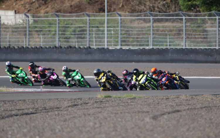 Kejurnas Pertamina Mandalika Racing Series (MRS) 2024 di Sirkuit Internasional Mandalika, Lombok Tengah, Nusa Tenggara Barat, 14/7/2024. (ANTARA/HO/Mandalika Racing Series)
