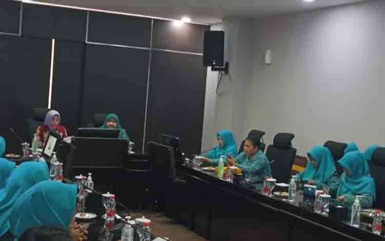 TP PKK Kobar Kaji Tiru 10 Program Pokok PKK ke Kota Batu Malang