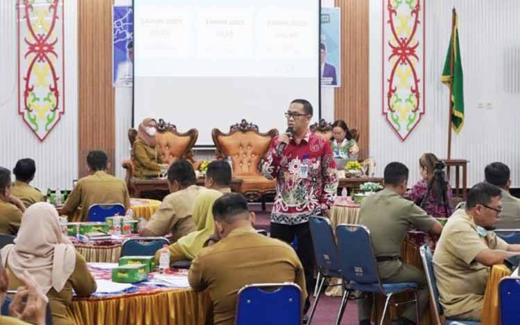 Diskominfosantik Kalteng Sosialisasi Keterbukaan Informasi Publik di Seruyan