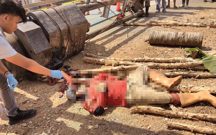 Begini Kronologi Tukang Tewas Tertimpa Alat Berat di Barito Timur