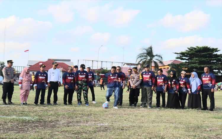 Pj Bupati Seruyan Buka Turnamen Sepak Bola Bupati Cup 2024