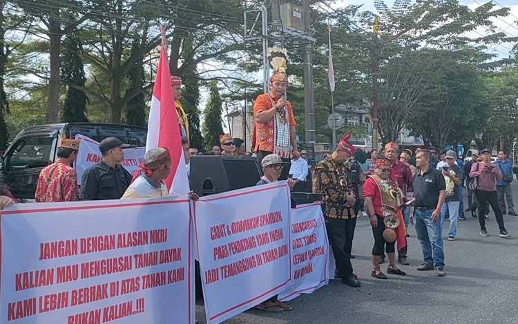 Kapakat Gelar Aksi Damai Minta Calon Pemimpin Asli Dayak