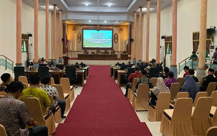 Pemkab Sukamara Sampaikan Strategi Meningkatkan Standar Layanan Minimal Kesehatan