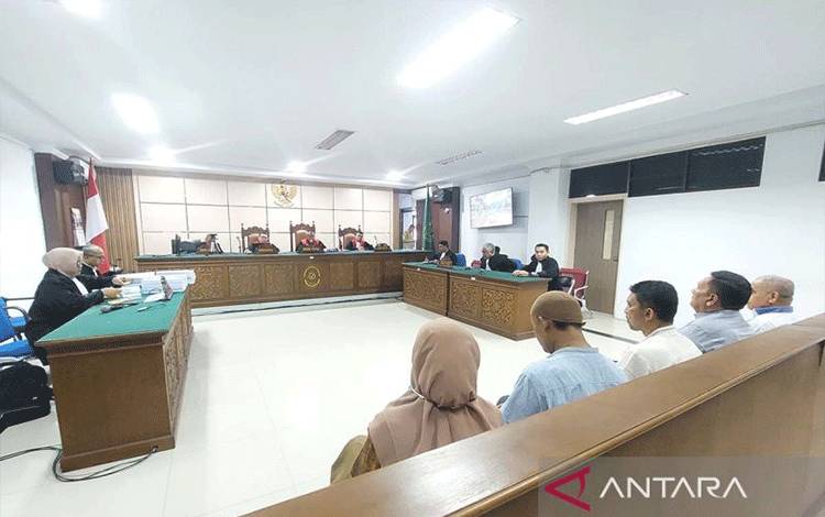 Empat Terdakwa Korupsi Pajak Penerangan Dituntut Delapan Tahun Penjara