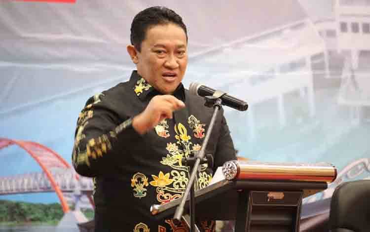 Wakil Gubernur Kalimantan Tengah (Kalteng), Edy Pratowo saat Rapat Tepra di Palangka Raya, baru baru ini. (FOTO: FERRY/DONIE)