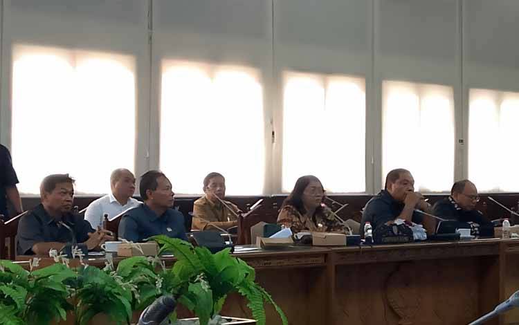 Wakil Ketua Komisi I DPRD Kalteng Mendorong Kesadaran Vaksinasi Polio dan Sukseskan Pekan Imunisasi Nasional