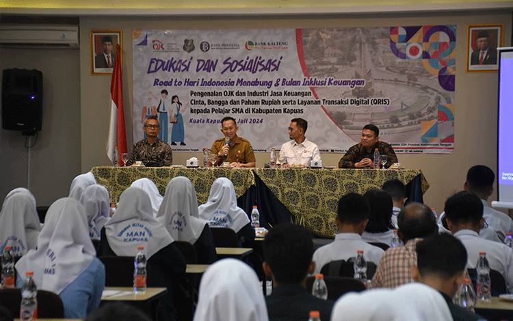 Pelajar di Kapuas Diedukasi Terkait Literasi Keuangan