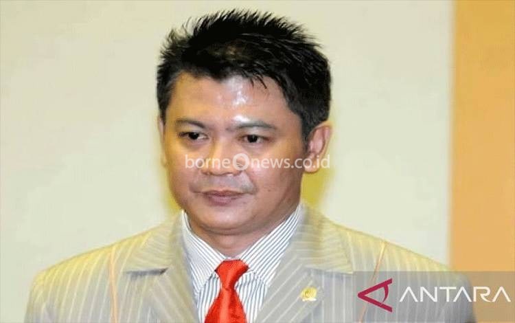 Mantan Ketua Komisi III DPR Pieter C. Zulkifli Simabuea. (ANTARA/HO-Dokumentasi Pribadi)
